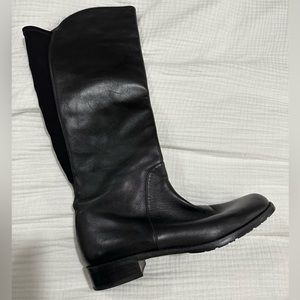 Stuart weitzman boots that go below the knee   Black leather and fabric